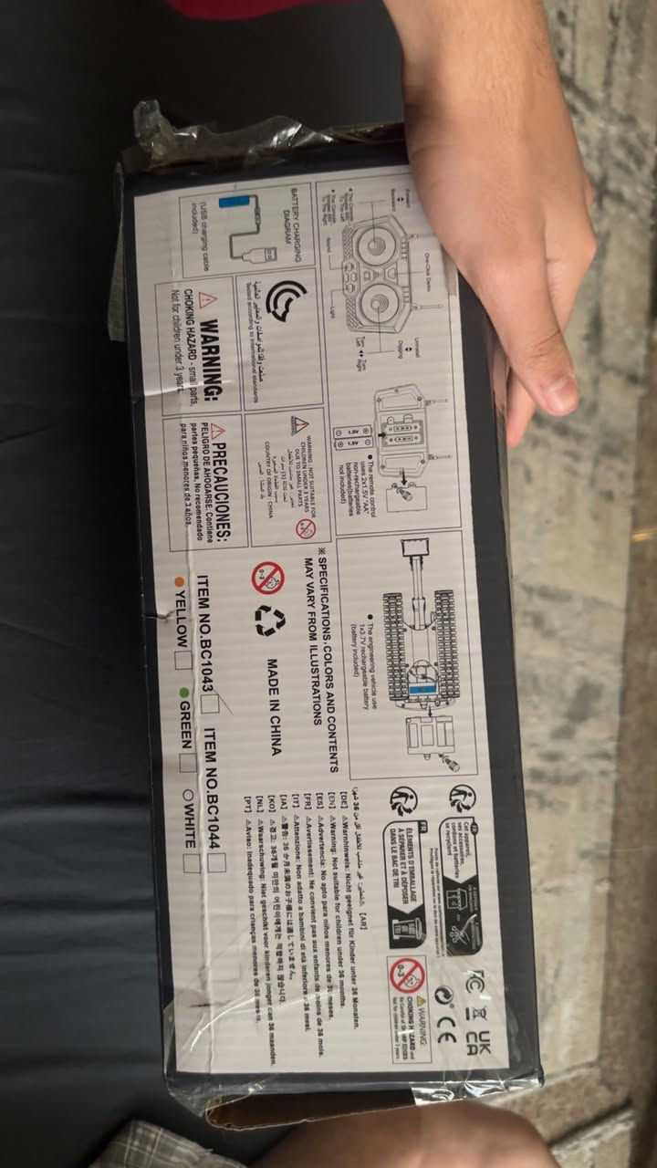 لعبه حفاره ثقيله  اصليه 
بيها مميزات هواي🔳
اضويه🔳
هورنات🔳
يتحرك الشفل و القاعده و السير🔳
بيها مواصفات كلش حلوه وتونس🔳
قيم واخذ ♥️
المكان الشهداء البياع
الرقم ***********
يوجد توصيل جميع العراق
