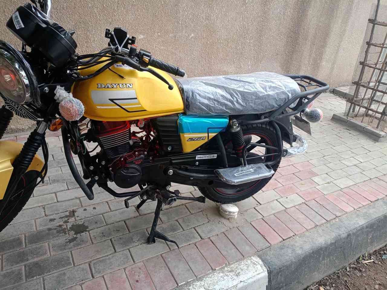 دايوان نفخ جديده حييل أوراق اصلي بسمي ومكمرك وكامل وحولك بسمك وتروح ترقم كفاله عامه فووول مال جناي مكاني كربلاء موديل 23 اخت زيرو جانت مخزنه ماطالعه سعر مليون 550 وبيه مجال دراجه كسر كارتون***********
