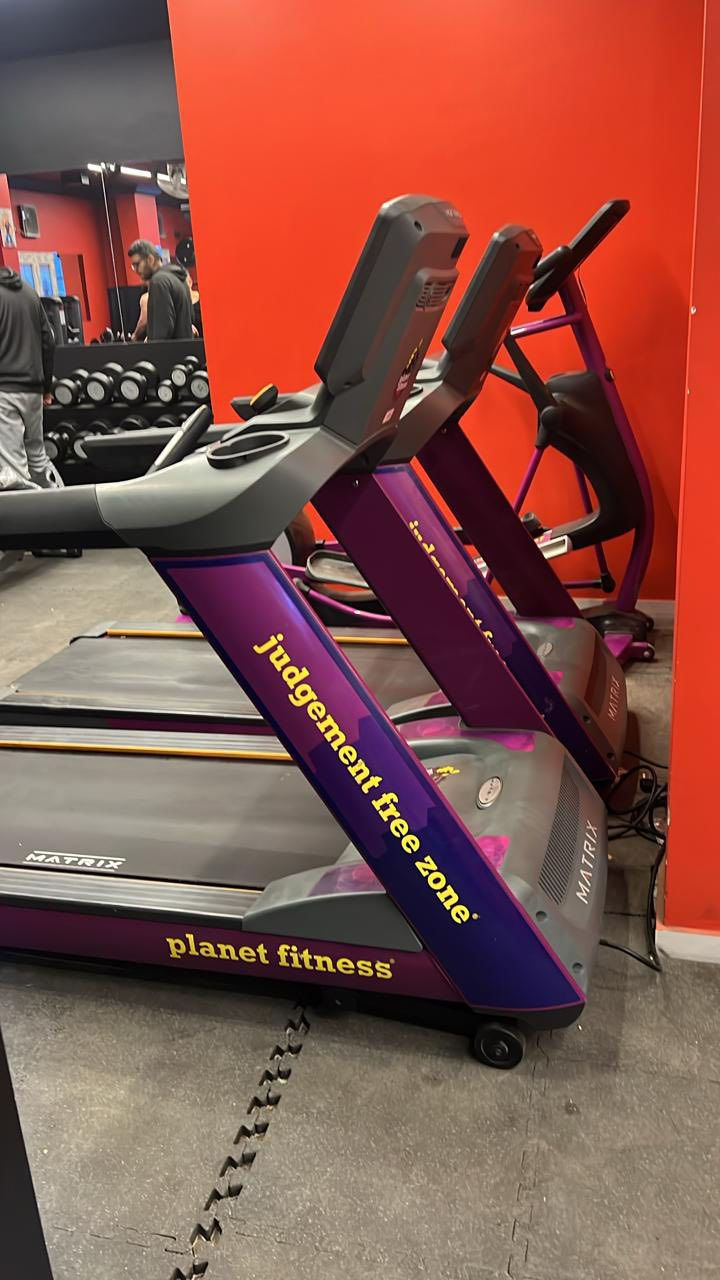 من آخر تسليماتنا كارديو ماتركس وارد خارج مجدد
٠١٠١٢٨٨٨٢٢٢


**إذا كنت صاحب هذا الإعلان وتريد حذفه لأي سبب، رجاءا أرسل رسالة إلى الدعم الفني**