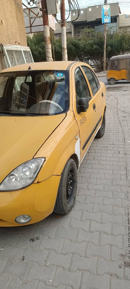 طيبه 15
رقم انكليزي باسمي
بيها ضربه بالجاملغ الامامي صفحه السايق
بيها نواقص بسيطه تجي تشوف بعينك
تبريد نقص كمبريسر
السياره مااشتغل بيها تكسي اروح وارجع بيها للدوام 
السعر 35 وبيها مجال حك الجيه
مكاني بغداد الشعله ***********
