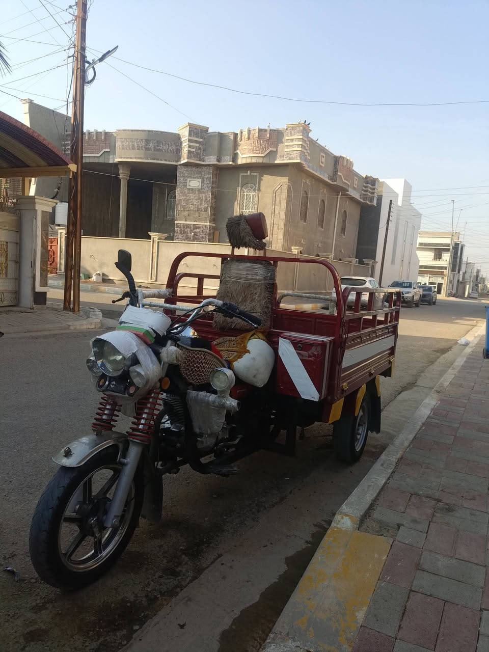 سلام عليكم ستوته موديل 23 اوراق كمرك سعر 2400 مكان رمادي 5كيلو للتواصل خاص او اتصل ***********
