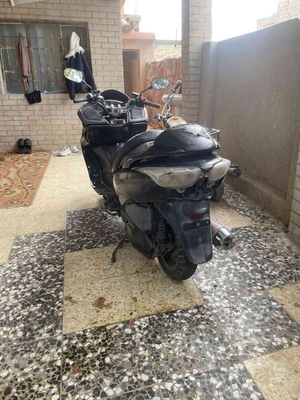 السلام عليكم فورزه 08 بصمه 2016 كهربائيات كلها شغال محرك نضيف اوراق بيها مراوس ب ايراني  او بيع السعر خاص مكان الحسينيه ***********
