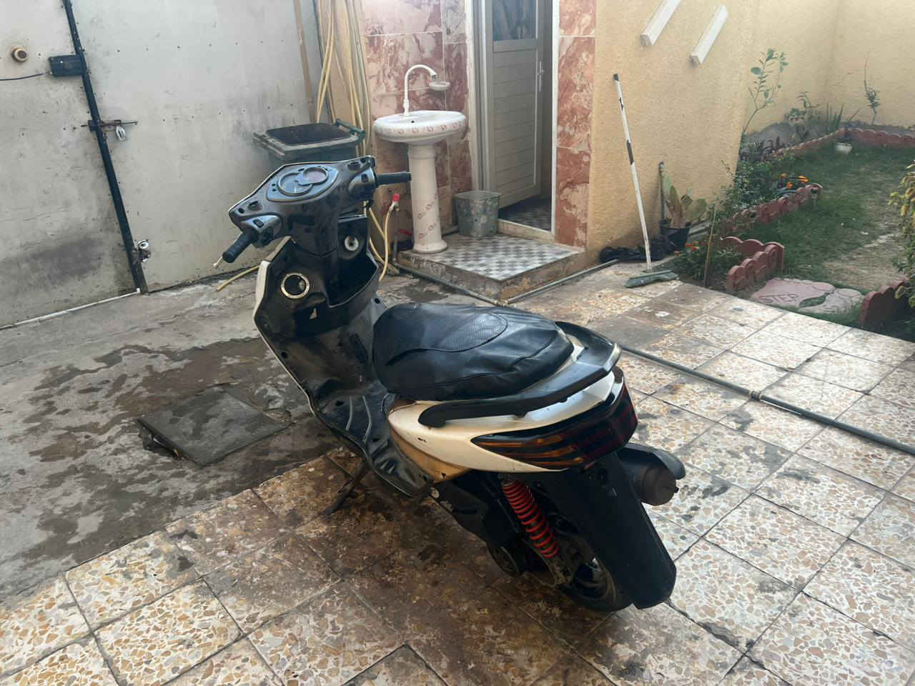 سلام عليكم سكنس فحل كابريتر ياباني دراجه اتخبل بس بيها صوت بل مكينه يمكن صوت زنيجل  بس مو بكن كهربائية كلها شغاله نكره ابكل وقت بيها خرز ار جي اس سعر 400 او بيها مجال مكاني الحسينيه مال راشديه شارع ابو سمير موجود على النت


**إذا كنت صاحب هذا الإعلان وتريد حذفه لأي سبب، رجاءا أرسل رسالة إلى الدعم الفني**