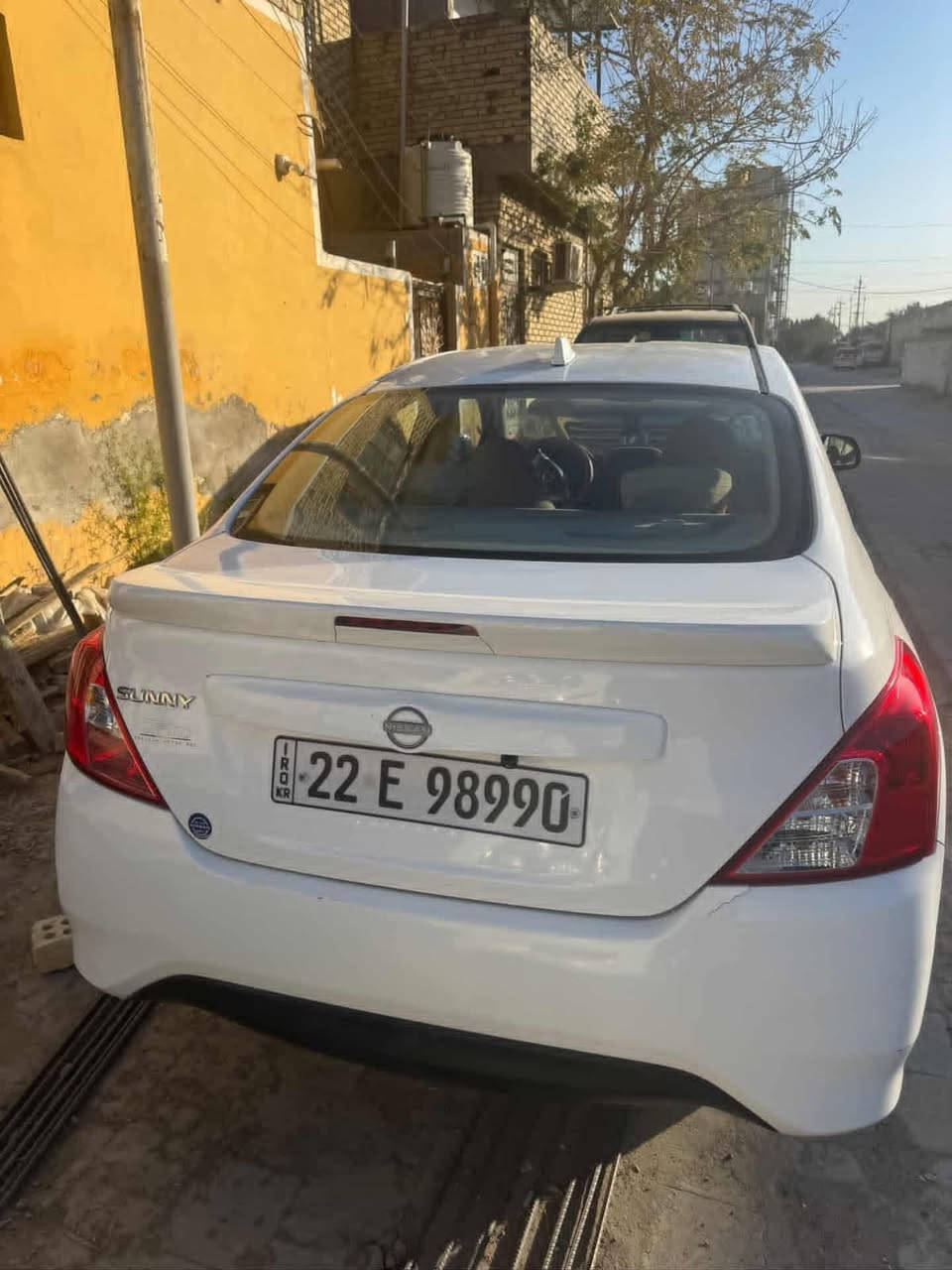 نيسان صني هندي مديل 2024 ام البليته الزركه ماشيه 84 الف السعر 120 وبيه مجال بسيط ***********
