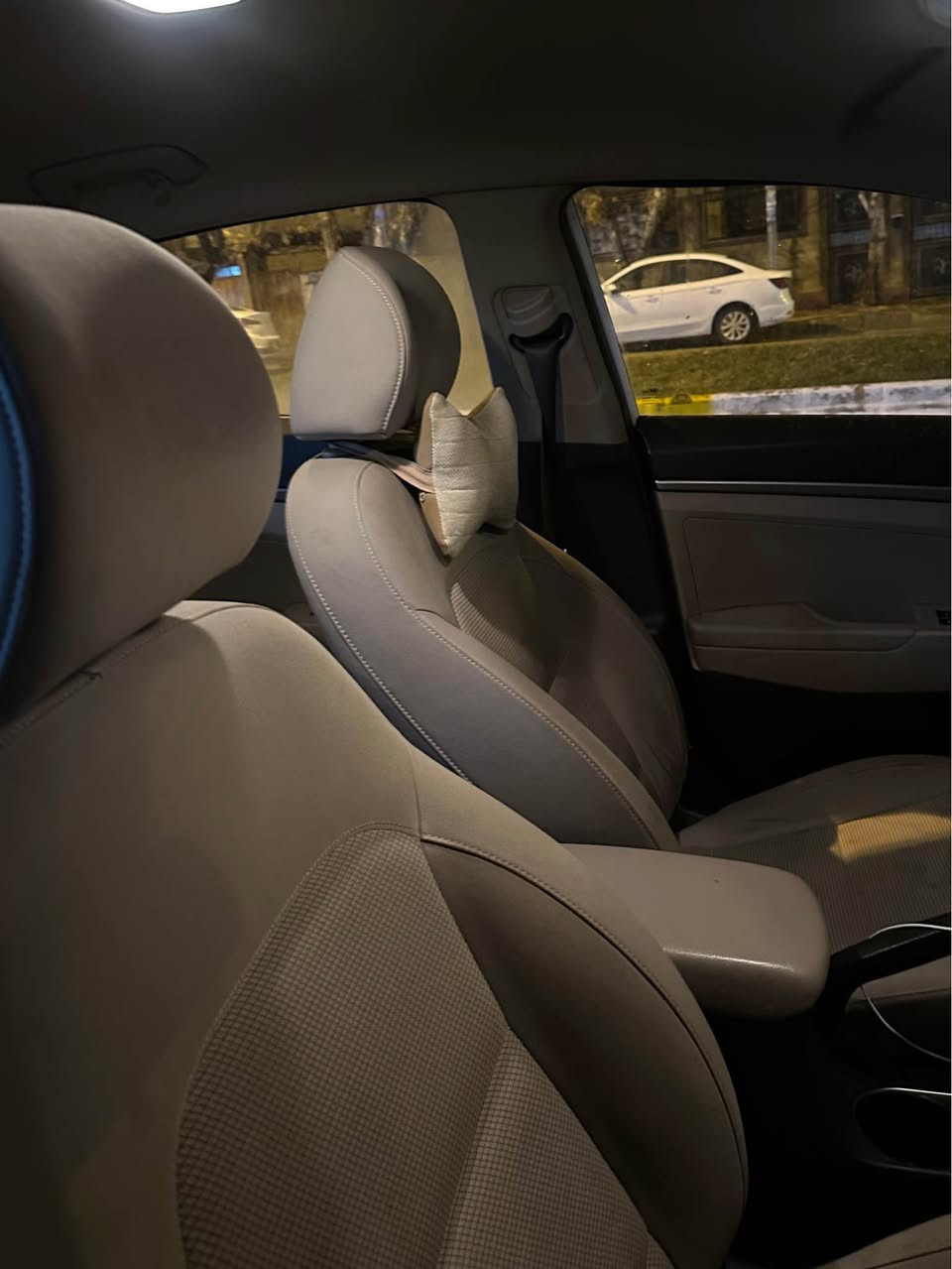 هيونداي النترا ٢٠١٧
مواسفات خليجي 
ناو زه رد و ويل كه پ 
شاشه گه وره 
گير و مكينه ي نه كرايته وه به شه رت 
ده نگ و بوخاري نيه 
بي بوياغ بي تعديل  
تنها ته زره ي هه يه 
رقم و سنوي نوي يه 
تعويل و غرامات و وكاله به شه رت 
سعري ١٢٥$ كه ميك مجال 
*********** أربيل, العراق
