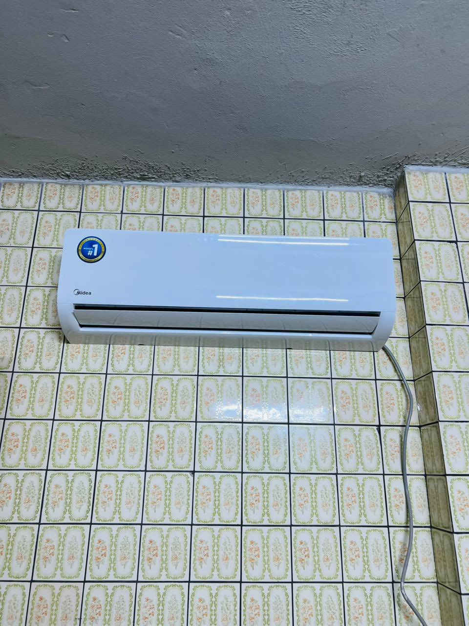 🌸🔥 أقوى عرض وتحدّي داخل بغداد من فرح لصيانة وتنصيب السبالت 🔥🌸
🚨 اسمعها بصراحة… مو كل من ينصب سبلت يعرف يبرد!  
أكو فرق بين شغل عادي… وشغل يخلّي بيتك جنة باردة ❄️💗  

🎯 وي فرح:  
مو بس تنصيب…  
إحنا نقدّم راحة، أمان، وضمان شغل يبيض الوجه ✨  

💪 نتحدّى أي شغل بالسوق:  
إذا تلكه شغل أنظف… أدق… وأبرد من شغلنا وبنفس السعر…  
احنا أول ناس نقلك روحله وبكل احترام 👀🔥  

بس جرّب ويانه مرة وحدة…  
وراح تعرف ليش زبائنّا يرجعون مرة ومرتين 🌷  

⸻  

🌸 شنو يميزنا؟  
✨ ترتيب ونظافة بكل تفصيلة  
❄️ تبريد ثلج من أول تشغيل  
🔧 فحص كامل وضبط احترافي  
⚡ سرعة بالإنجاز بدون تأخير  
💗 تعامل راقي يريحك  

⸻  

🎁 عروض خاصة:  
💥 خصم قوي عند تنصيب أكثر من سبلت  
💐 أسعار مدروسة تناسب الجميع  
🎯 شغل يطوّل ويعيش وياك سنين  

🤍 لأن الخير لازم يوصل…  
نشتغل للعوائل المتعففة مجاناً أو بسعر رمزي حسب الحالة 🌸  

⸻  

🚨 لا تتردد… الصيف جاي والتبريد لازم يكون مضمون!  

📲 واتساب (رد سريع جداً): ***********  
📞 احجز مكانك هسه: ***********  
☎️ اتصال مباشر: ***********  

⸻  

🌸 وي فرح… مو بس سبلت يتركب  
💗 هذا راحة بيتك… وبرودة تعيش وياك طول الصيف ❄️  

🔥 لا تضيع الفرصة… خلّي شغلك يكون ويا
