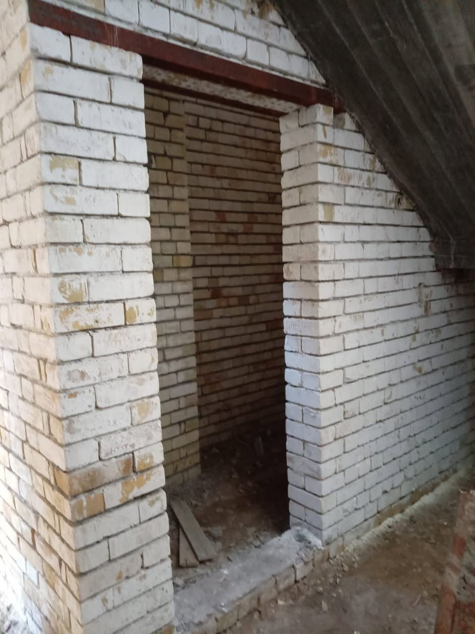 🏡 مشتمل للبيع – طابو زراعي (سند ٢٥)

📍 الموقع: شارع الدوب
قرب فريد الفيتر

📐 المساحة: ١١٤ م²

🧱 مواصفات البناء:
• بناء من الطابوق ومسلح
• قيد الإنشاء

تفاصيل المشتمل:
• غرفة نوم 🛏️
• صالة
• استقبال
• مطبخ
• مجمع صحيات 🚿

📞 للاستفسار: ***********
🏢 مكتب عقار أهالي المسيب
حي المعلمين الثالثة – قرب جامع محمد الجواد

💬 السعر: على الخاص
