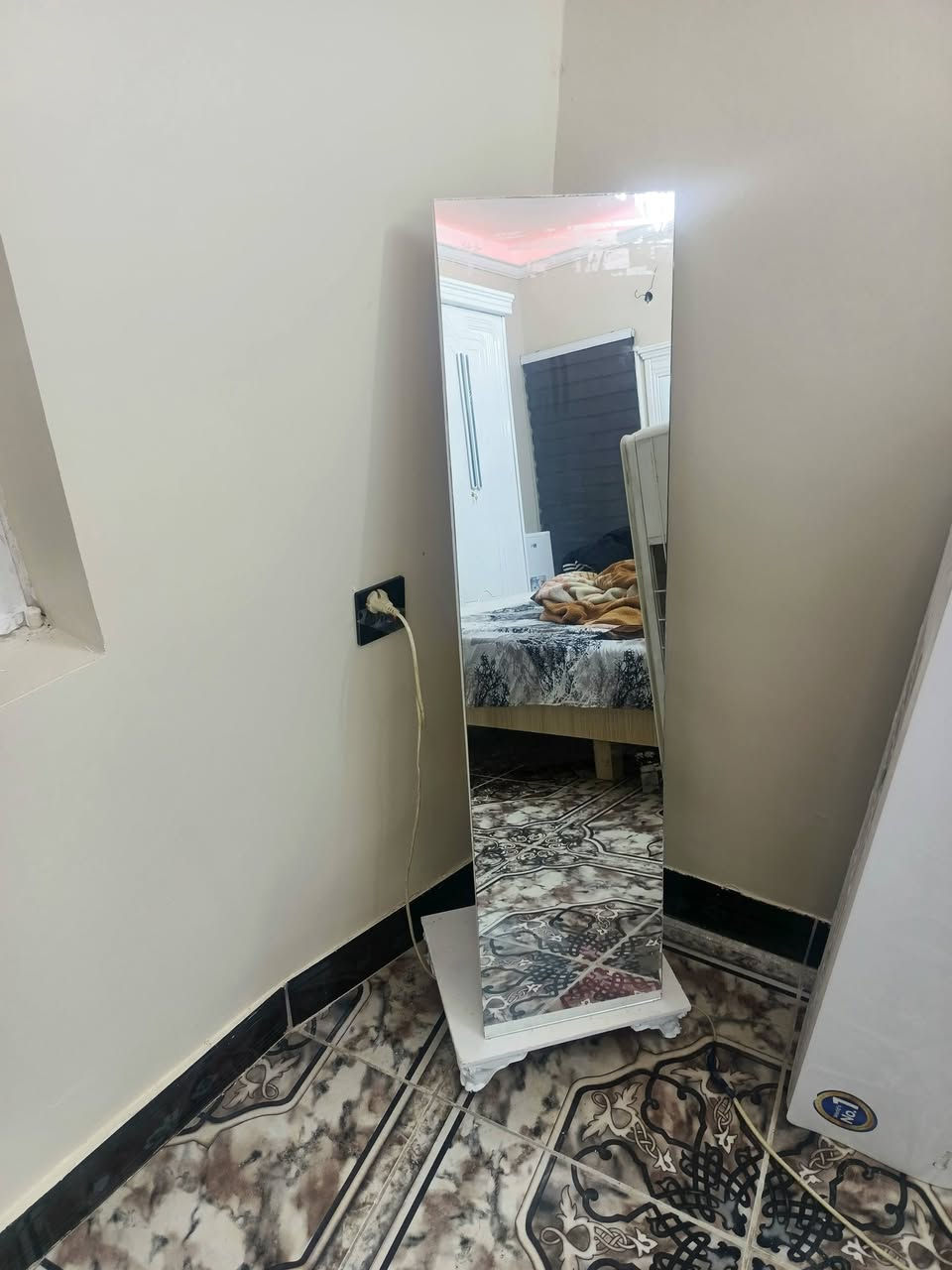 اخشاب عراقي جديده ممستخدمه البارحه نصبتها اعتازيت وريد ابيع 9 قطع مكاني بغداد سعر مليون و 100 للتواصل ***********
