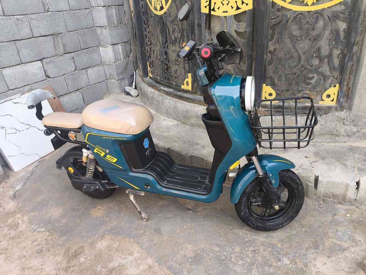 سلام عليكم دراجه شحن البيع وبسعر مناسب R9
5بطاريات المكان بصره كرمت علي ***********
