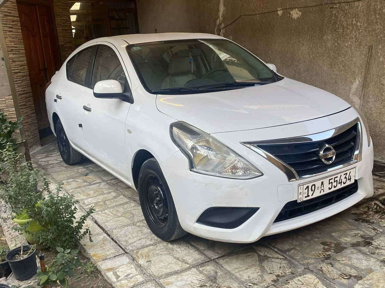 السلام عليكم 
صني ١٨ ماشيه ٩٤ بأسمي رقم كربلاء مشروع وطني سنويه لل ٢٠٣٠ تحويل هنا ابغداد اي موقع هزه ماساقطه لان جددت السنويه بشهر تموز الفات
بيها بارد جاملغ امامي الخشم مالته بدون صبغ 
السعر ١٠٤ 
مكاني بغداد القادسيه 
***********
