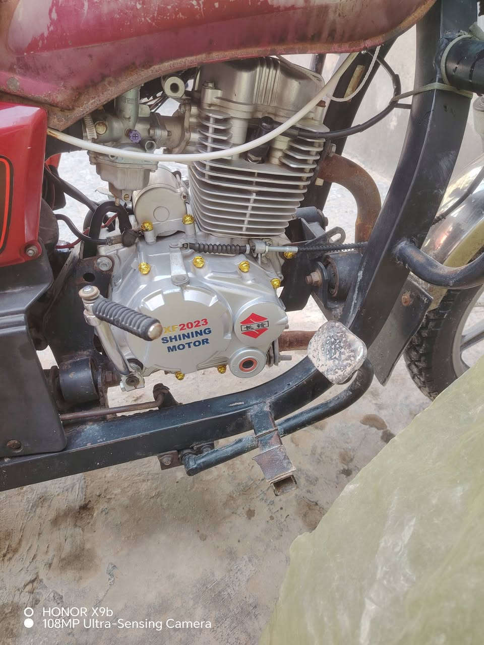 السلام عليكم هاي الستوته مديل13كامله كل نقص مابيها شغل وطلع كهربائيات كلها شغاله اوراق اصولي تايرات خطة جديد مكاني كربلاء سعر 1500
راسلني او اتصل ***********
