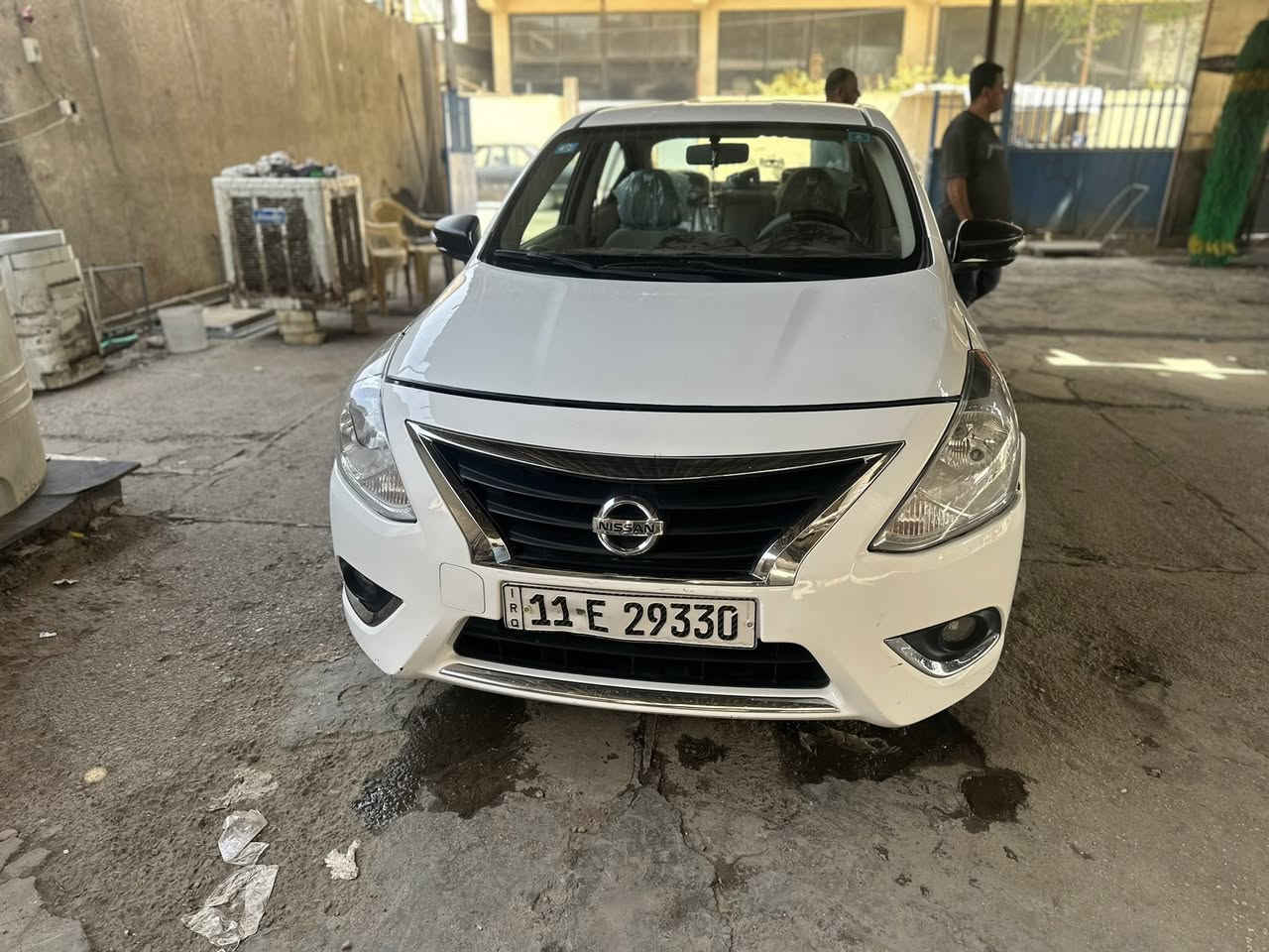 السلام عليكم عندي نيسان صني موديل (2024)للبيع بيها طخه بلباب ترجع بارد ماشه (60000)
للستفسار اتصال او مراسه واتساب 

الرقم(***********)

