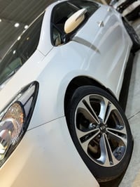 سيـراتو 2015 فول ايراني  فتحـة سقف  بصـمـة  +كرسـي سايق كهـرباء وخزن م...