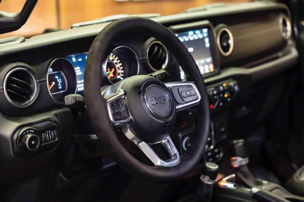 جیب رنگیلەر مکینە مرغوب ٦ سلندر رەنگ نەفتی ٢٠٢١ سحارە فول کوشین هیتەر سوکان هیتەر کوشین جلد دوو پارەجە بۆیاغ پێش و پشت کەپس سەیارە لۆک لۆک *********** ژمارە مۆبایل رەقەم هەولێر یەک پارجە بۆیاغ پارجەک بیلاد گۆراوە أربيل, العراق
