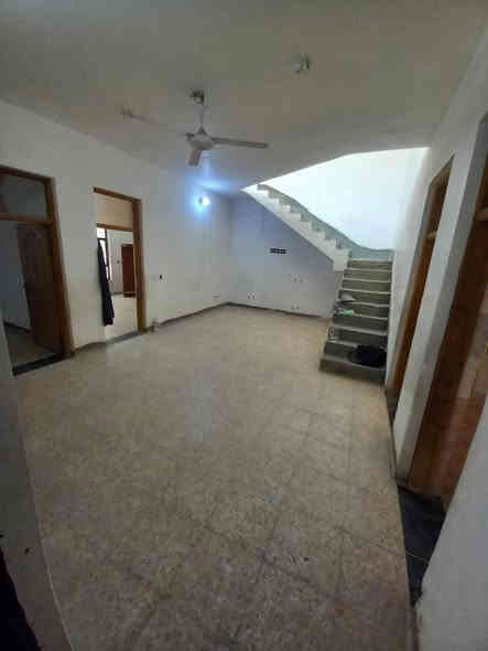 دار لايجار البوعيثه شارع النائب يحيئ الفرج 
قرب حلويات الحمداني 
المساحه200

طابق واحد بيتونه  

واضح بتصوير  يجاره 550الف 

***********وتساب 
***********وتساب
