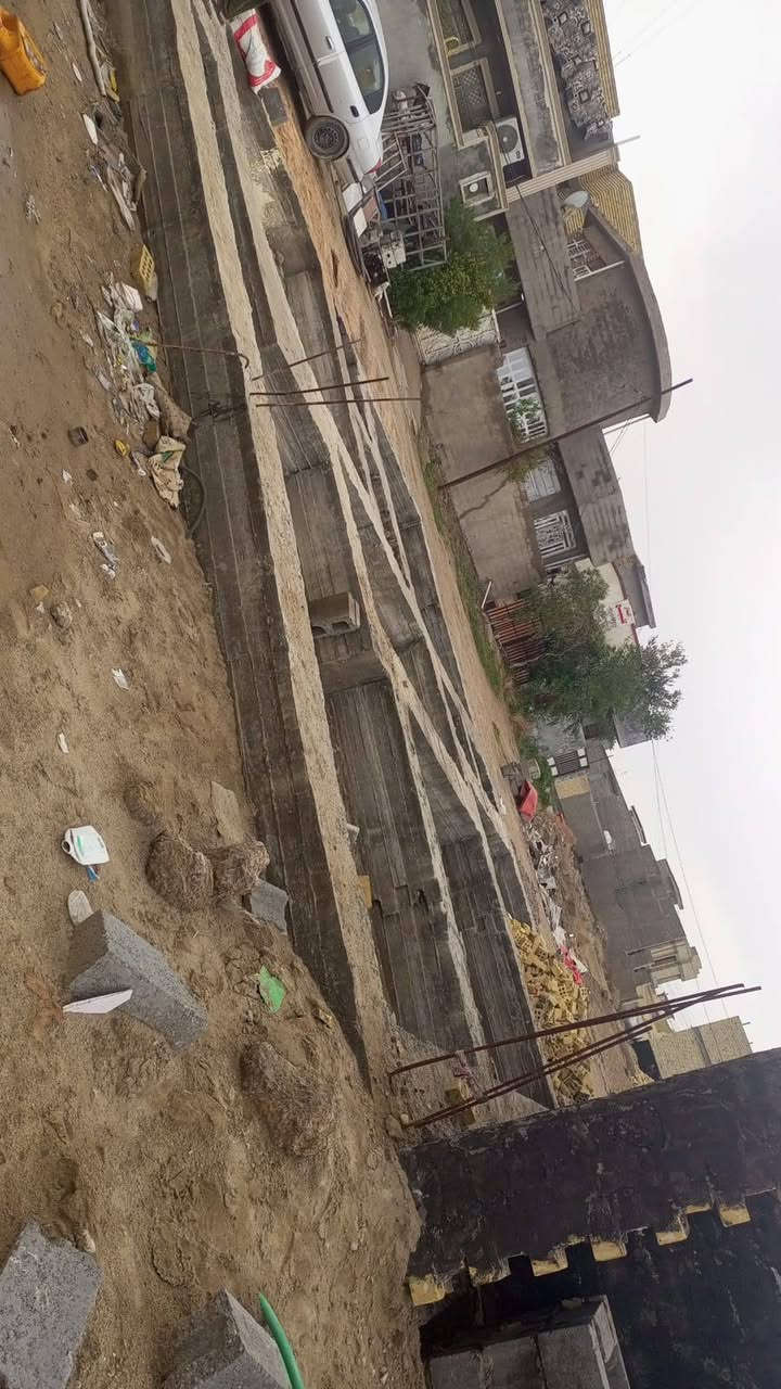 قطعة ارض بطحية ركن للبيع 
المساحة 100 متر مربع 10x10
في الفلوجة منطقة الجغيفي الثانية خلف جامع المعاضيدي
مچعبة وخريطة حديثة مرتبة 
للاستفسار خاص/ او واتساب ***********
