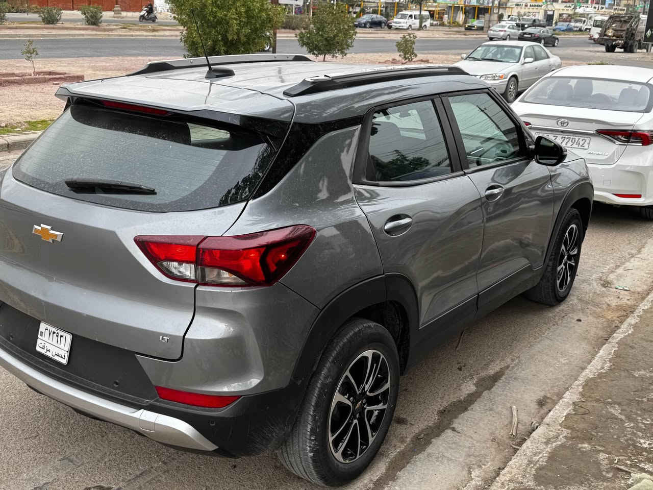 السلام عليكم 
للبيع شوفر ليت تريل بلايزر 2024 
سياره حادثه من امريكه قطع خفيف
بس صار بيه قطع صبغ ابيع حزام
بجم كبس وحوض وجنطه بلادي 
بدون ايرباك فقط برده 
سياره جاهزه بدون اي نقص كامله مكمله 
تريد بدون رقم او تريد مرقم
بدون رقم سعره 107 
مع الرقم 122 
مواصفات السياره RS 
داخل دجيتل
بصمه تشغيل عن بعد 
ماشيه 20 الف كيلو
مكاني بغداد حي الجهاد
*********** بغداد, العراق
