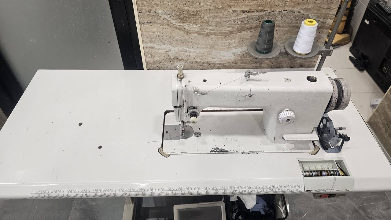 مكينه  براذر
ياباني  اصلي 
السعر 175  الف
 وبيه مجال شي قليل 
نضيفه  وعلى فحص 

مكينه اوفر براذر 3 خيط منزلي
 كلش حلو خياطه سعر 180 الف وبيه مجال شي قليل 
العنوان بغداد الكراده


**إذا كنت صاحب هذا الإعلان وتريد حذفه لأي سبب، رجاءا أرسل رسالة إلى الدعم الفني**