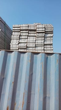 دراب حديد للبيع طول 2متر اكو متر ونص واكو متر عرض 20سم بغداد مدينة الص...