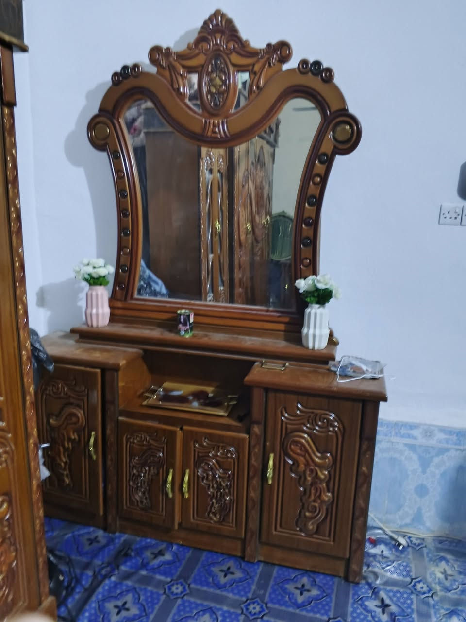 غرفة نوم جاهزة للبيع مامستخدمة هواي بعدها جديدة 
المكاان نااصرية مركز
الاستفسار
هذا الرقم 0785583848


**إذا كنت صاحب هذا الإعلان وتريد حذفه لأي سبب، رجاءا أرسل رسالة إلى الدعم الفني**