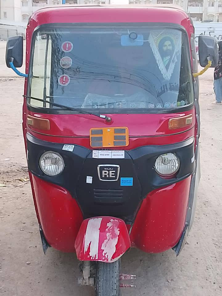 سلام عليكم تكتك موديل 19طابه بل 20 مصبوغه جماليه دواسات معمره بس مال عبري كل خياس مابيها نضيفه وخير من الله تخذها برغي ماتحط عليها ***********سعرها 4400وبيها مجال حك الجيا
