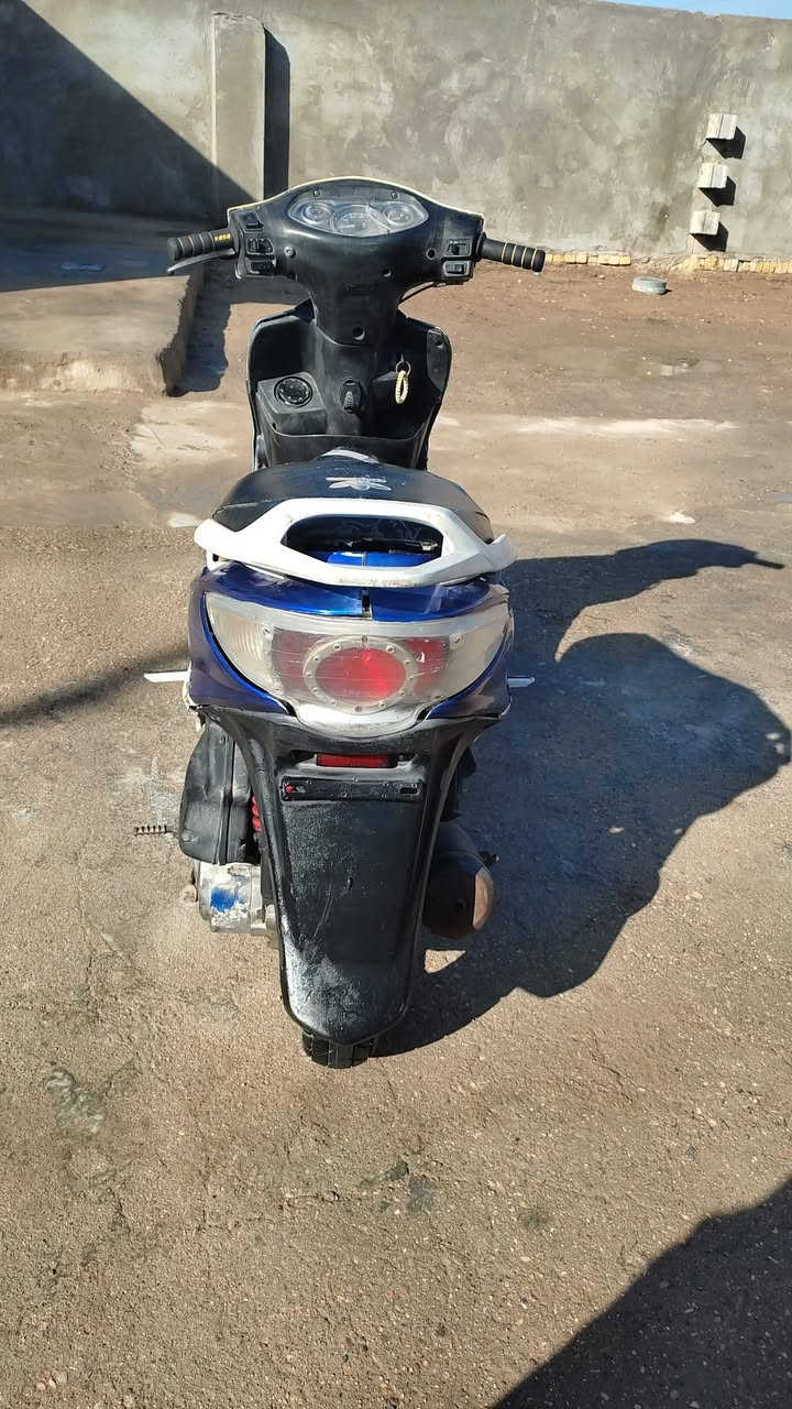 السلام عليكم دراجه جي فور يباني فحل جاهزه نكره سلف هندر محرك سريع  كرهبيات دشبول كيجات  تواير كله نضيفه الله شاهد السعر 350 عنواني قضاء الرفاعي رقم ***********
