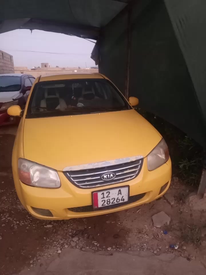 السلام عليكم 
كيا سبكترا امريكي 
مكينه 20 كير عادي  75وبيها مجال
رقم الهاتف ***********
