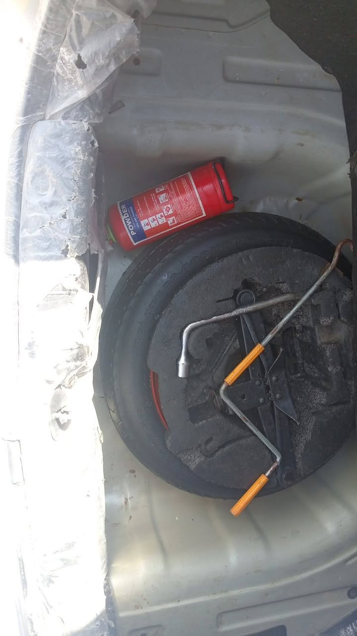 السلام عليكم افانتي مقدس فول بلا بصمه رقم بغداد المقدمه  موديل 2007 وبيها مجال تحويل بالموصل الاتصال على هذا الرقم  ***********
