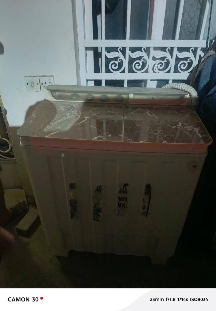 اغراض بيت استعمال قليل نضيفه بيع مستعجل للاستفسار واتساب ***********
