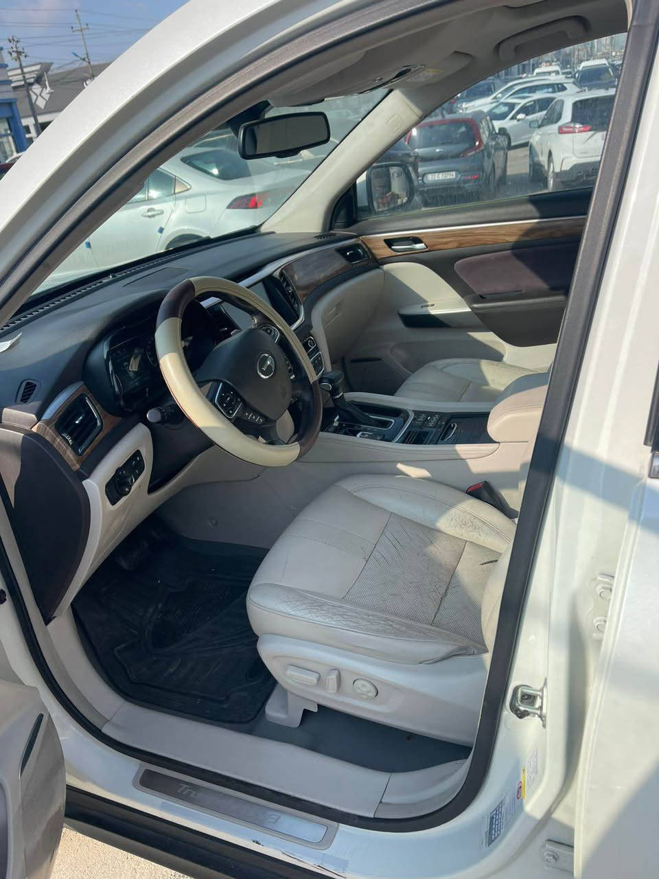 ‎گاگ GS8 2020GAC فول
‎دروستکراوی هاوبەشی کۆمپانیای تۆیۆتا یە
 مواسفات پانۆراما بەسمە 3 ڕیز کشن سندوق کارەبا شەفت
شاشە گەورە 5 کامیرا 360 پلە کوشن سارد تبرید
‎مەکینە 20 دەبڵ تۆربۆ قوەتی 6 بستۆنی هەیە 
‎گێڕ ئۆتۆماتیک 8 نمرە قوەتی 258 ئەسپ هێزی 400 
ویل گەورە ‎پێش کرۆم لایت لید و ئۆتۆماتیک..‎کشن جلد
 کامل ئێرباگ موکەبەرە الباین 10 سماعە ‎شاشە گەورە 7 ئینج وایەرلێس چارج ‎چونە ژوورەوەی زیرەک حساس پێش و پشت
‎ڕادار خەتی جادە و ڤۆلیۆم و تەحدید سورعە ئۆتۆ ستۆپ
بێ بۆیاغ بێ ساردی هەموو شتێکی تازەیە  بەشەرتی هەموو شتێک 

سعر :  147 وةرقة مةجالە
‎ واتساب*********** أربيل, العراق
