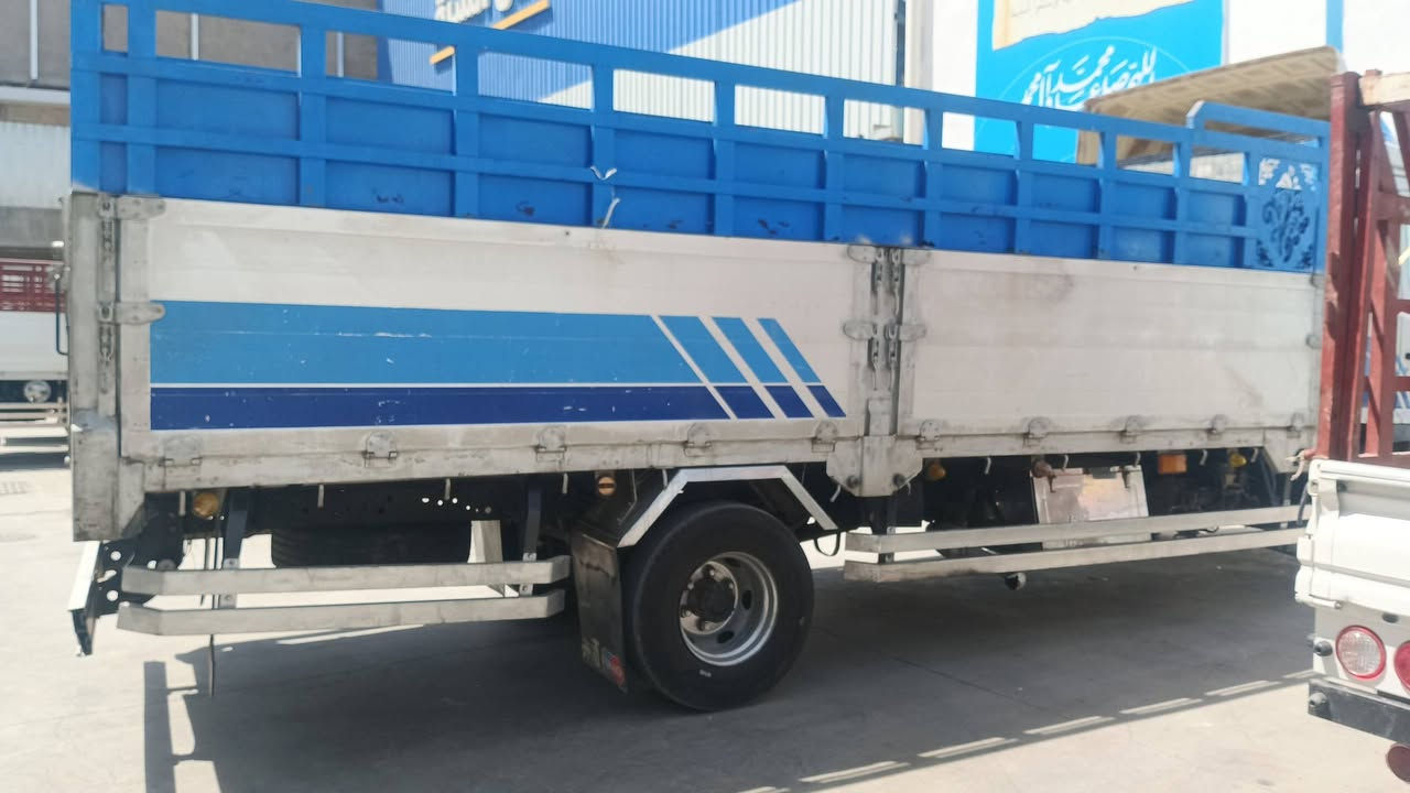 السلام عليكم هينو شيطان موديل 2003رقم بغداد تبريد ثلج تخم تاير جديد السيارة كفالة عامه العنوان الديوانية غماس باقي التفاصيل على الرقم ***********
