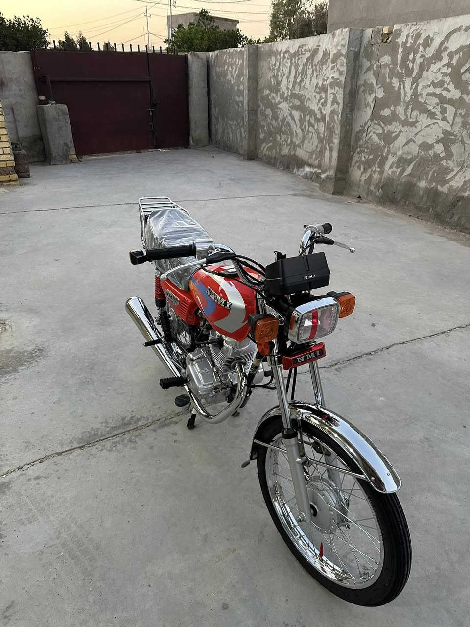 السلام عليكم دراجه اصلي شلامجه وكيل مديل 23 رقم تحويل ثاني يوم سعر خاص لأتعبني مو شراي 
اتصال ***********
