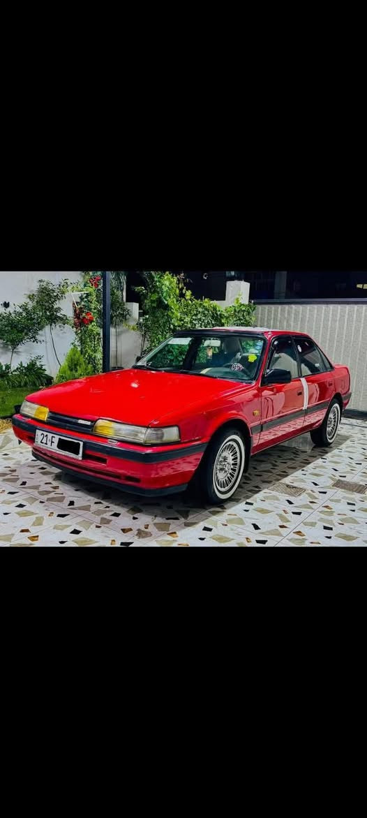 بسم الله الرحمان الرحيم سيارا مازدا موديل 1991محرك 8 بخ مرغوب بدون ضربه صبغ جماليه كير عادي سنوي جديد رقم دولي بي كوبون بنزين اذه شراي خابر تدلل عنوان كركوك حي العسكري ***********

