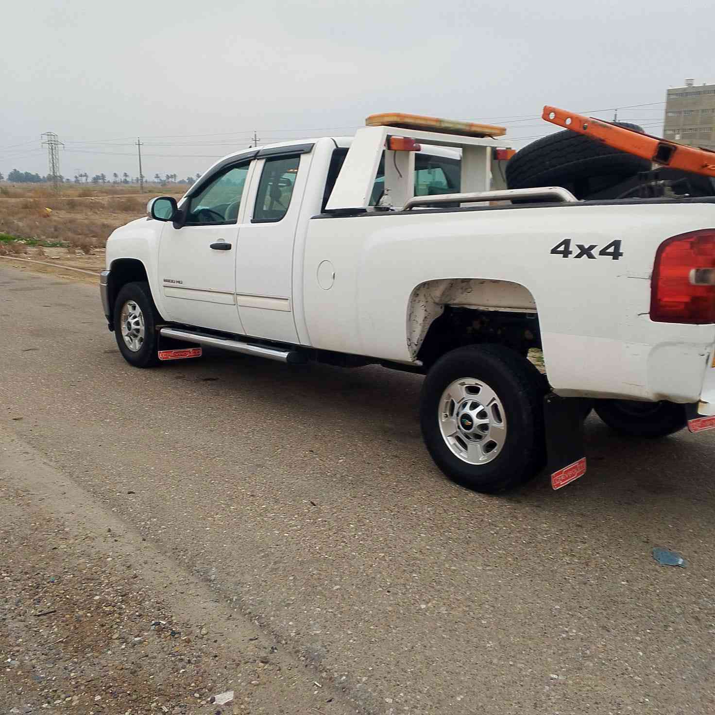 كرين تاهو للبيع مكينه كير اكسن تخم تاير كفاله عامه سياره خبر من الله *********** المكان بغداد المحموديه
