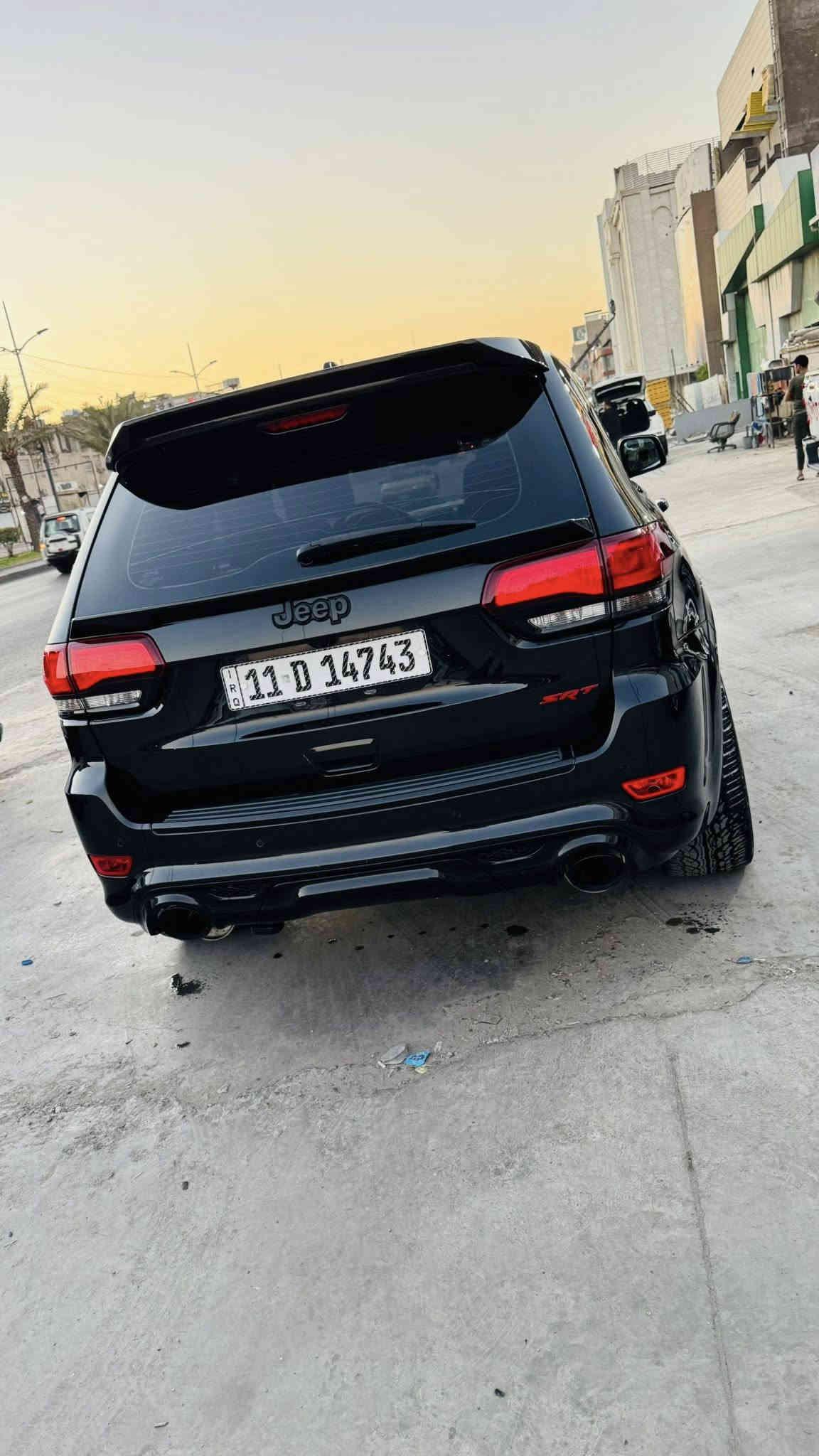 Jeep Srt 2015 خليجي 
معروفة مواصفات ال SRT 6400✈️✈️

بانوراما شاشة كبيرة كشنات كنتارة فوريل ٥ أنظمة قيادة تراك كشنات تدفئة تبريد مري قلاب رادار امامي جانبي خلفي زراك لايت وضعيات خزن سماعات هارمن كاردن وهواي مواصفات 

السيارة بيها طخه طرف البنيد مصبوغ والباقي كفالة 
جديدة السيارة ماشية ٧٥ 

السعر 220$ 

***********
