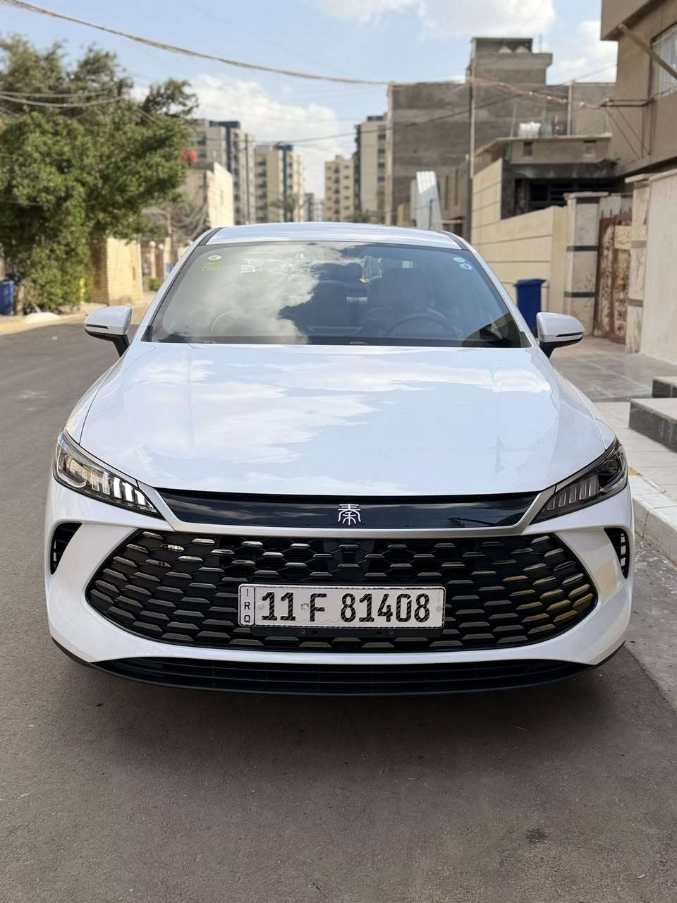 السلام عليكم
البيع كن بلاص بي واي دي 
ع ايدي زيرو اخذته وهسه ماشيه  حالياً  ( 4000 ) الاف الكلي
جديده لا شخط ولا نكشه ولا كلشي كفاله السياره
داخل ابيض مواصفات بي واي دي معروفه ميحتاج اذكرهن
الشراي وراغب بل شراء يتصل 
رقمي***********
