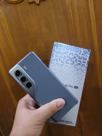 كامون 40 برو 5G • ٢٥٦ • رام ١٢+١٢