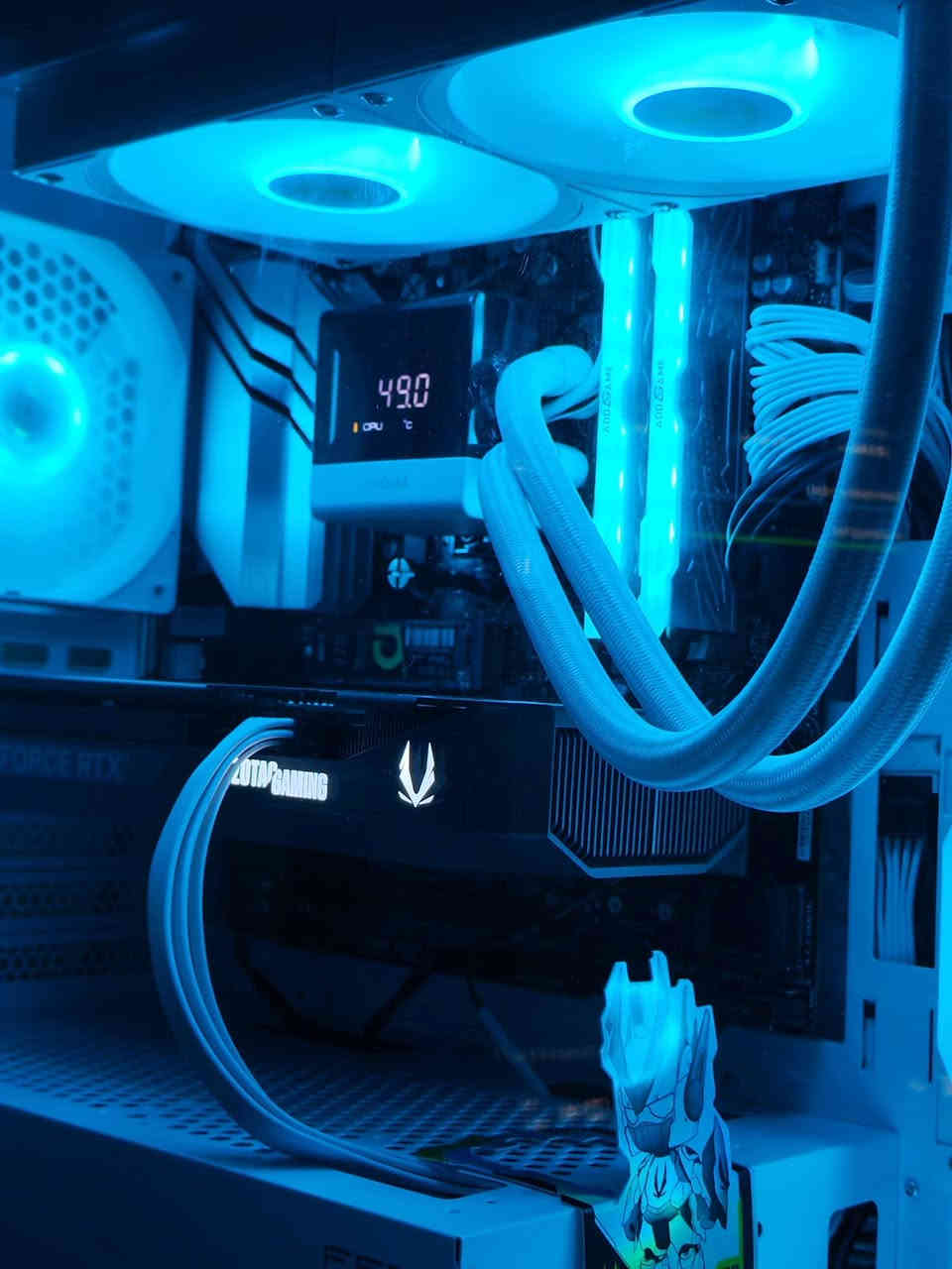 حاسبة نضيفة وقوية جداً مستعملة 10ايام فقط مع شاشة وكيبورد وماوس ويو بي اس
مواصفات الكيس
1_ معالج AMD 9600X
2_ كارت شاشة ZOTAC RTX 5070 12G
3_ لوحة أم ASUS PRIM B650M-A WIFI
4_ رامات  32G DDR5 6400
5_ تخزين 1TB M.2 7400
6_ التبريد 240WH مائي + شاشة لعرض الحرارة
7_ بور سبلاي فول موديلر  750W +80 GOLD 
8_ كيس FSP S340
الملحقات 👇
1_ شاشة AOC 32 _300hz
2_ كيبورد Captain 75 مغناطيسي
3_ موس ريدراكون M814 RGB 
4_ يو بي اس KSTAR 2600VA

💥السعر مليونين و600 ألف 
🏠 العنوان / ديالى _ بعقوبة
📞 الرقم / ***********
