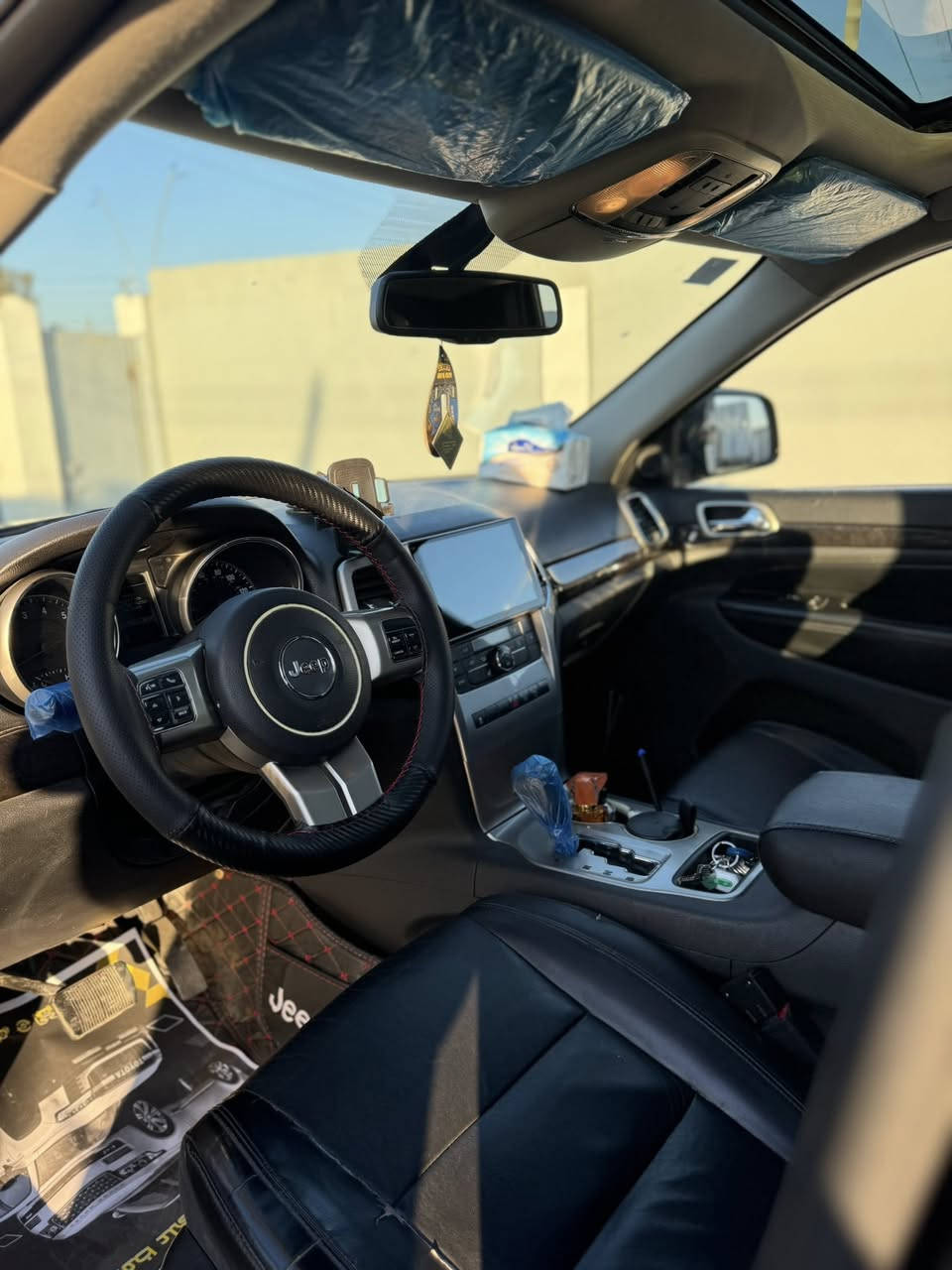 جيب ٢٠١١ فور ويل كشن تبريد كشن كهرباء بانورما قطعتين امريكي للبيع فقط  مكاني ديالى المقدادية تبريد ثلج مكينة فول صدر  جديد تايرات طخم جديد  السعر ١٧٠ قفل ***********
رقم جديد الانكليزي
