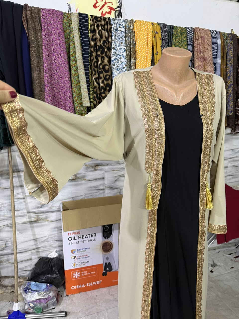 فستان قطعتين.بطانه + بشت سعره ٢٥ بدون بطانه ١٥ الف  يوجد توصيل خانقين 🩷


**إذا كنت صاحب هذا الإعلان وتريد حذفه لأي سبب، رجاءا أرسل رسالة إلى الدعم الفني**