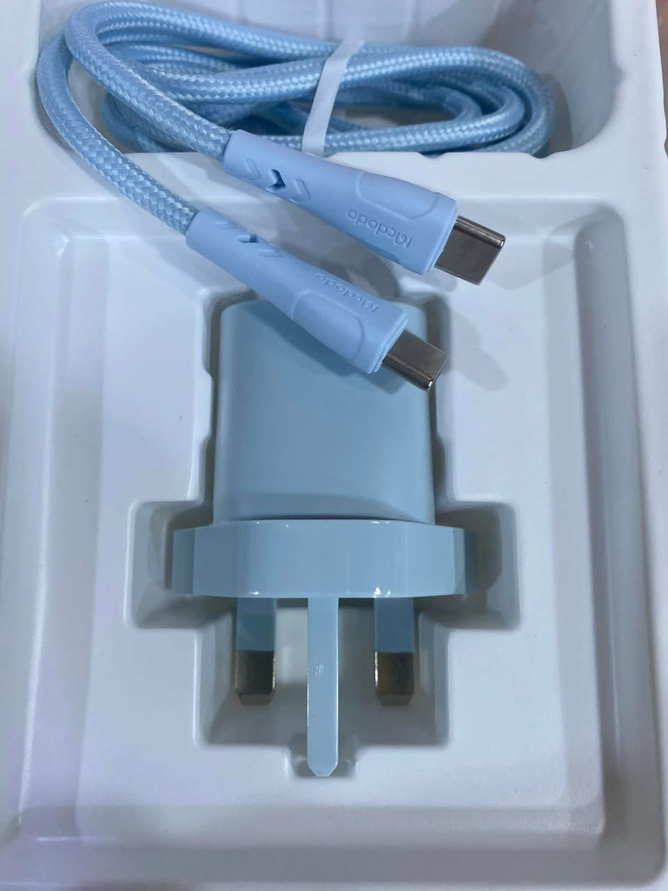 #مركز_فدك_للموبايل

عرض لمدة أسبوع 🔥🔥🔥🔥

شاحنه بقدرة 20 واط من شركة Mcdodo

سعر القطعه 15 الف 🔥🔥

التوصيل داخل مجمع بسماية فقط 🚚🚚

📍العنوان مركز فدك للموبايل مجاور مطعم كنتاكي نبيل قرب مطعم خان مندي


**إذا كنت صاحب هذا الإعلان وتريد حذفه لأي سبب، رجاءا أرسل رسالة إلى الدعم الفني**