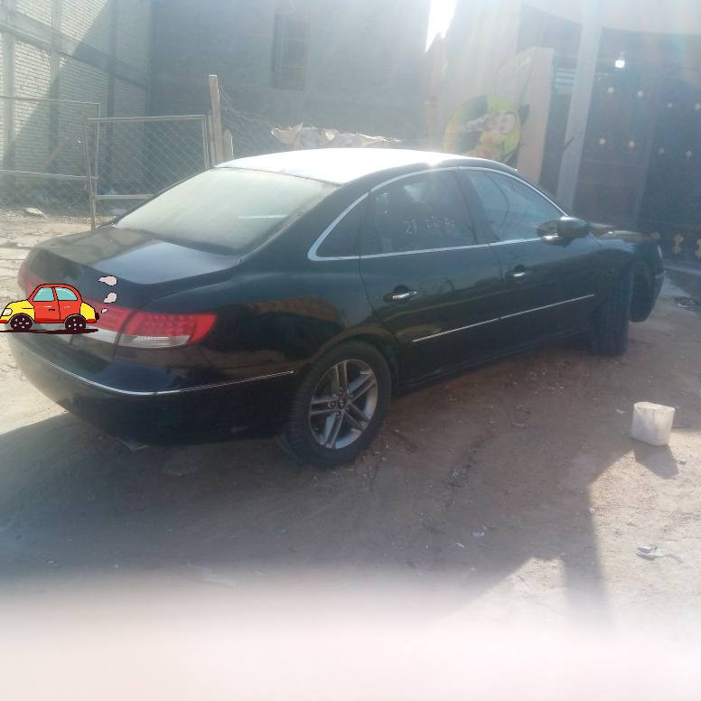 السلام عليكم للبيع سوناته ازيره مكينه سته سلندر ٢٧٠٠مكينه وكير نضيفات حداديه نضيفه  تبريد شغال جيد ضررها موضح بلفيديو رقم اربيل كبل مداور عليها غرامه تنزل من سعرها السعر ٥٥ مكاني كربلاء ***********
