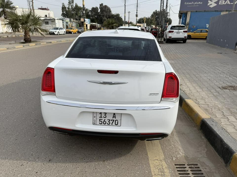 سلام عليكم  اوباما 2016 حادث جاملغ امام فقط بدون دواخل  السعر 240 رقم التليفون ***********
