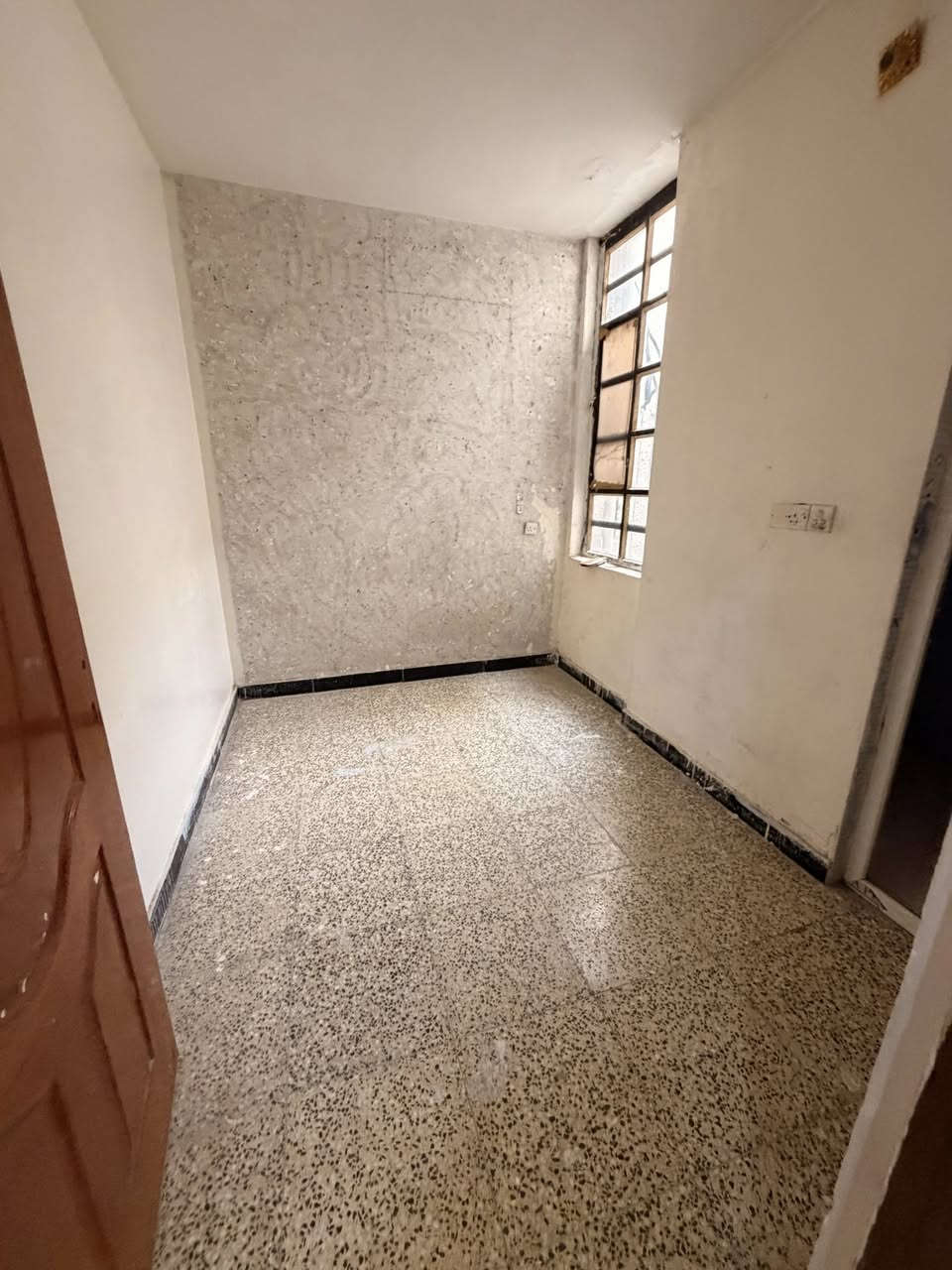 للايجار في السيدية لدى مكتب الاعتماد الهندسي للعقار
—————————-
للايجار بيت طابقين يحتوي على 

غرفتين نوم 

وصالة 
مطبخ 
خدمات 
————————
سعر.600
———————
للاستفسار:***********📞
