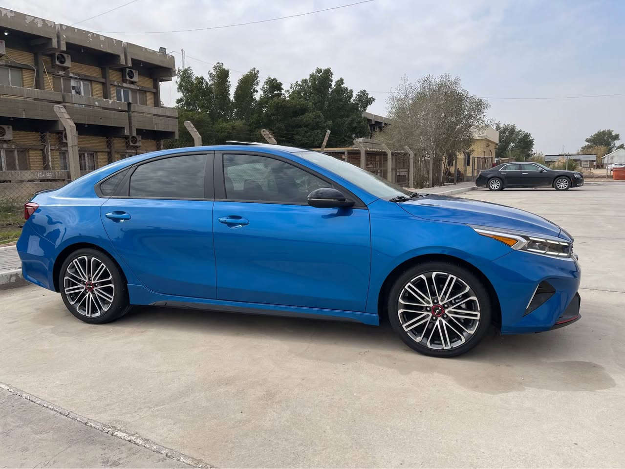 السلام وعليكم فورتي موديل 24وارد امريكي تقرير امطار شرط السونار ابيع كفاله من الزلغ ولبارد ولعطل الكهربائي سياره وضع الشركه ماشيه 5الف فول موصفات جيتي اعله موصفات حره بدون رقم السعر 165وهذا رقمي *********** البصرة, العراق
