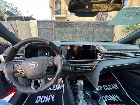 للبيع
كامري 2025 وارد امريكي SE بلاك ادشن بلاد
هايبرد دخول جديد 
بدون صبغ فقط نص دعاميه مصبوغه بارد بسيط بلطرف مال جاملغ ولبنيد بدون صبغ 
سياره ماشيه ٦,٠٠٠ الف يعني زيرو 
جهازه من كلشي
كاربلي بلوتوث
موصفات السياره  
كشنات تدفئه 
كشن سياق كهرباء
أناره داخليه ليد 
بك لايت الد الخلفي 
لايت امامي لد 
رادارات من كل الجهات 
توقف ذاتي 
سياقه ذاتيه  
شاشه جبيره 
ويل  كب بلاك ادشن 
كشنات جلد لونين
سبير منازل
ثلاث وضعيات قياده 
اوتو هولد سياره مكانه بغداد الغزاليه 
للاستفسار :***********
