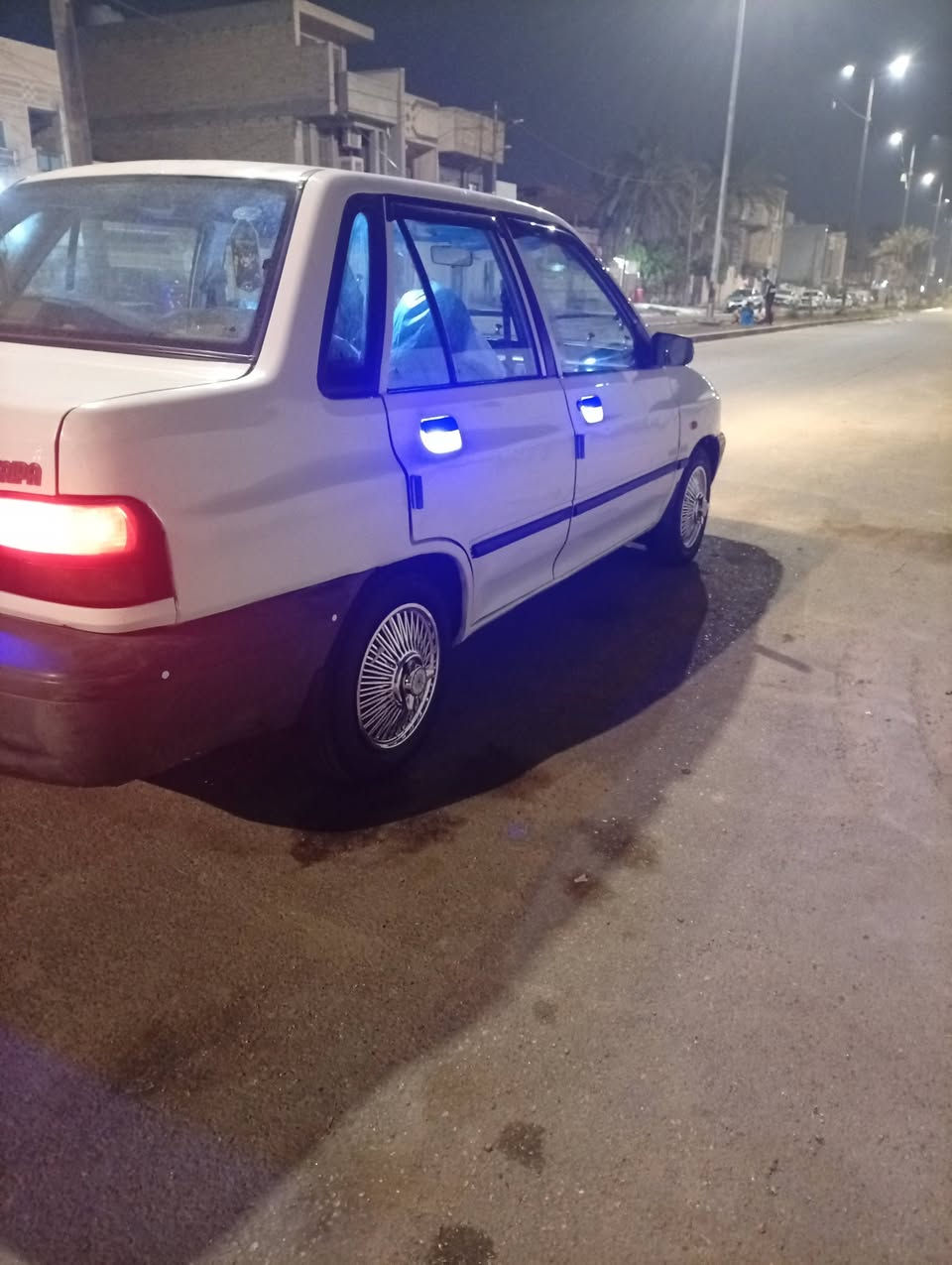 السلام عليكم عندي سايبه خصوصي مديل 10سياره لا ضربه ولا تبديل كير ومكينه مكفولات شواصي كفاله تخم تاير جديد صدر امامي خلفي جديد تخم كبات جدد كهربائيات كلهه تشتغل ما بيهه نقص كلوب سياره جاهز للشغل وخير من الله تبريد ما فاحصه سياره بلاد وخير من الله بيهه فقط هلالات معمر الخلفيه وما بيهه اي خياس (السعر 35) وبيهه مجال للشراي تحويل ثاني يوم مصفره سنويه جديده ارقام نكليزي هزه جديده المكان بغداد الشعله خطيب الزراعي رقم الهاتف ***********
