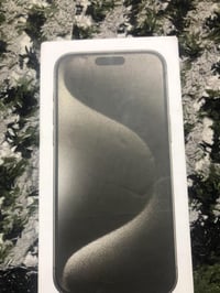 آيفون ١٥ • كوبي