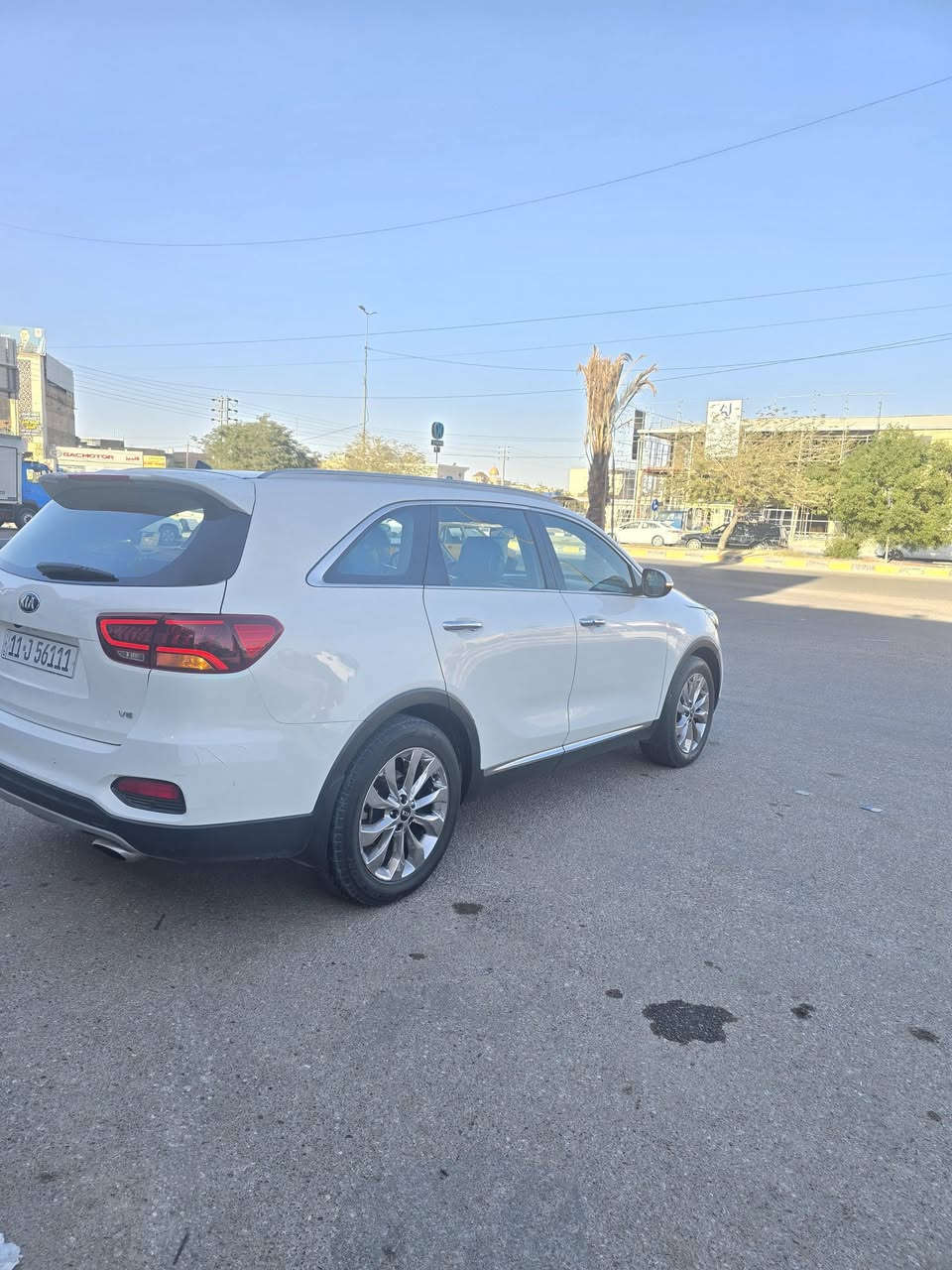 للبيع كيا سورنتو ٢٠١٨ رقم بغداد انكليزي  ٦ سلندر بنوراما  مكفوله من ضربه وصبغ وتبديل  مكينه وكير على وضع الشركه  ماشيه ٨٦ الف سعرها ٢٣٥ وبيها مجال بسيط النجف الاشرف اتصال ***********
