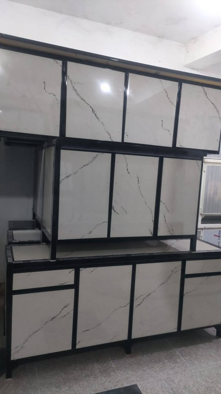 كاونتر مترين أرضي مترين معلق وسنك مرمر متر و٣٠
كاونتر جديد متر ونص ارضي ومعلق وسنك مرمر متر ونص 
واكو سنك ومعلق متر ونص
وسنك وحده متر ونص وسنك متر و ٣٠ 
المكان الاسكان الصناعي واكو توصيل شراي خاص ***********
